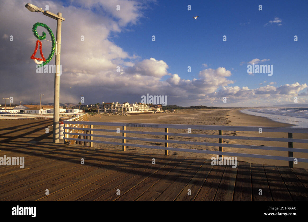 Grover Beach, Meer, Pier, Weihnachten, Weihnachten-Symbol, California, Amerika, Vereinigte Staaten Stockfoto