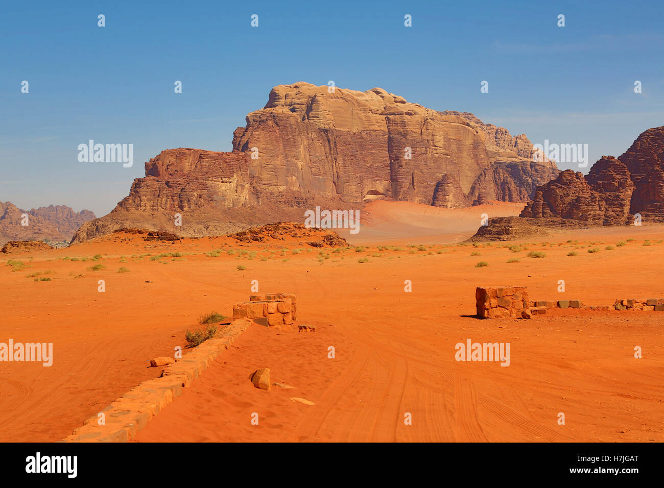 Felsformationen in der Wüste Wadi Rum, Jordanien Stockfoto