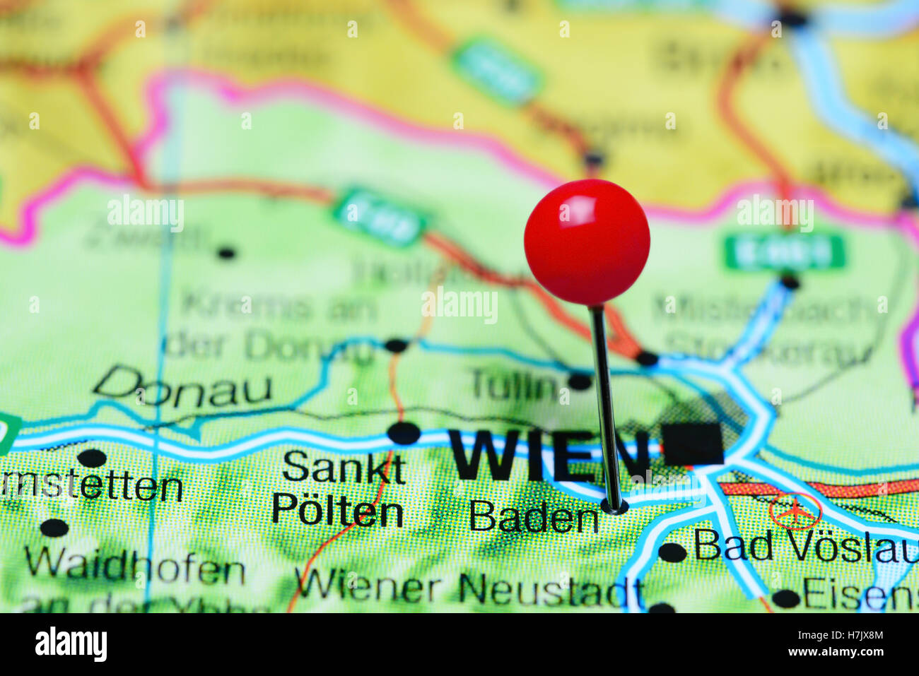 Baden, fixiert auf einer Karte von Österreich Stockfoto