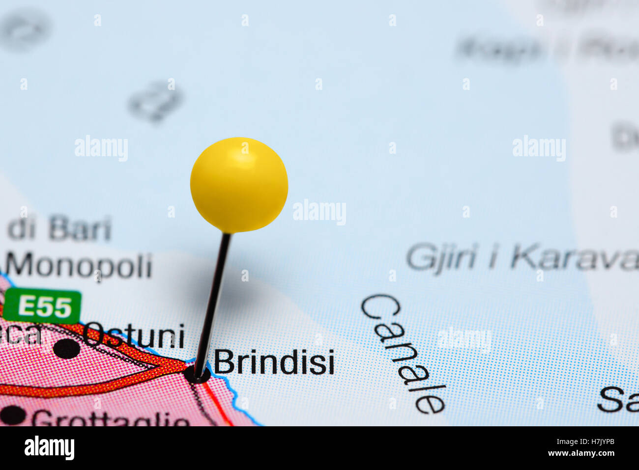 Brindisi, fixiert auf einer Karte von Italien Stockfoto
