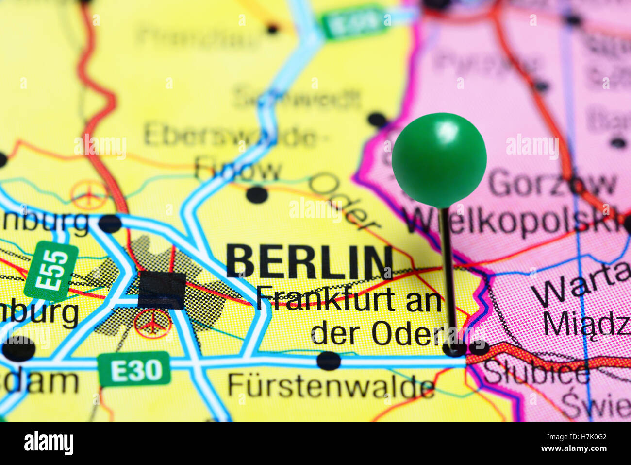 Frankfurt An Der Oder fixiert auf einer Karte von Deutschland Stockfoto