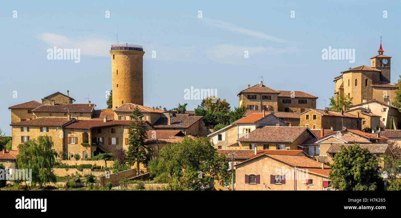 Oingt, das Dorf Pierres Dorées, das als die schönsten Dörfer Frankreichs bezeichnet wurde, Beaujolais, Rhone, Auvergne-Rhône-Alpes, Frankreich, Europa Stockfoto