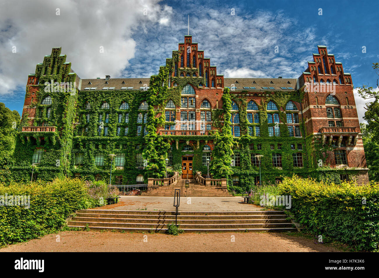Juli 2016, Fassade der Bibliothek der Universität in Lund (Schweden) Stockfoto