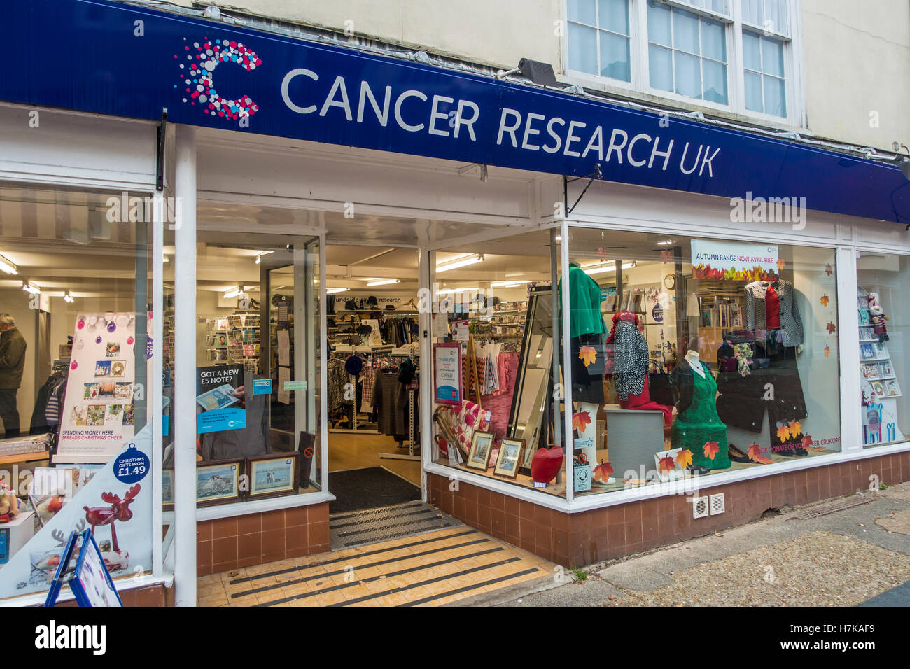 Cancer Research UK Charity Shop Preston Street Faversham Kent Stockfoto
