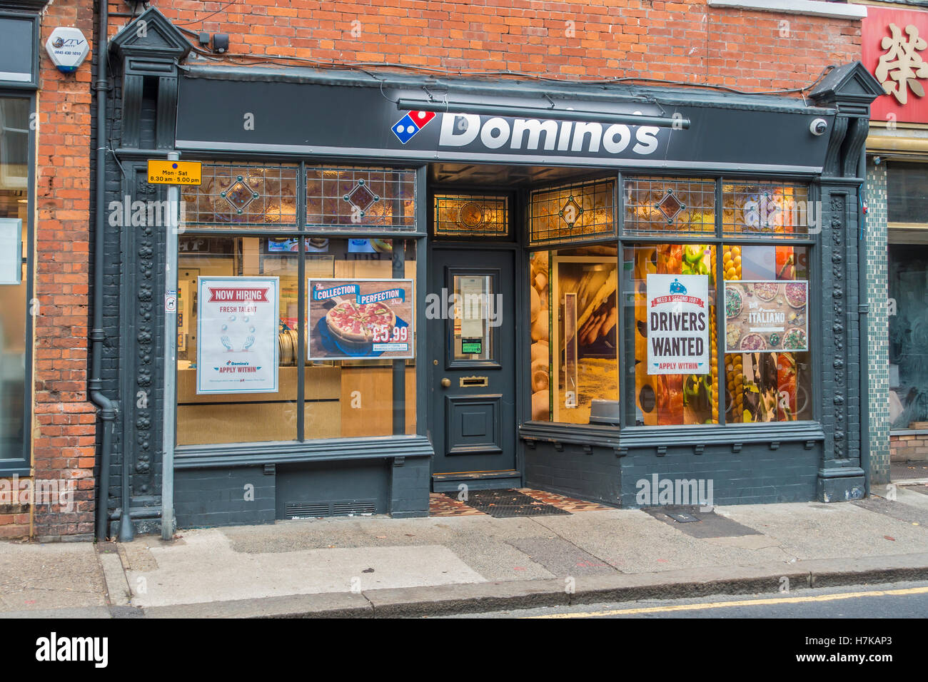 Dominos Pizza Imbiss Fast-Food Outlet Preston Street Faversham Kent England Stockfoto