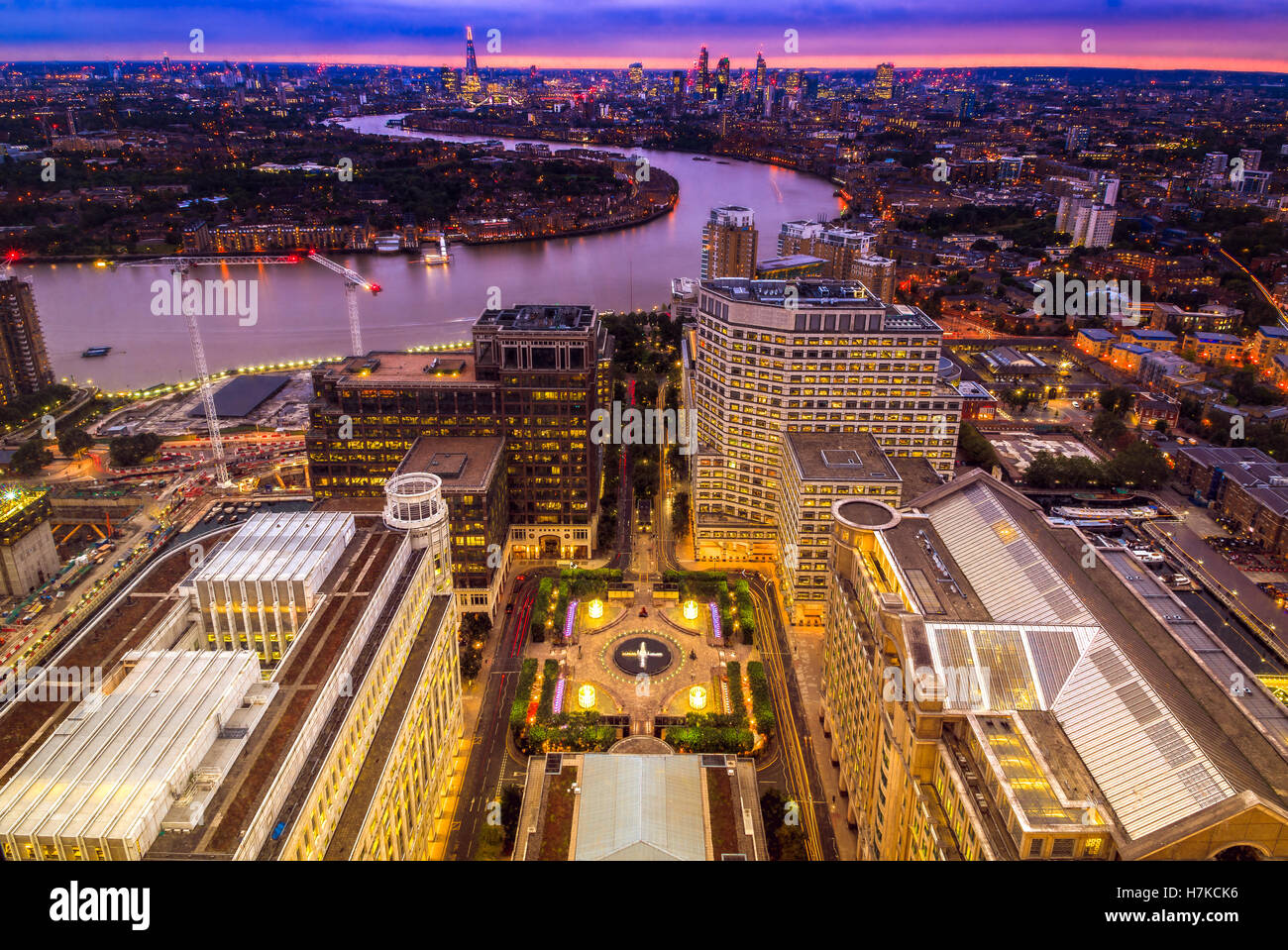 Skyline von London, Luftaufnahme mit Canary Wharf Stockfoto