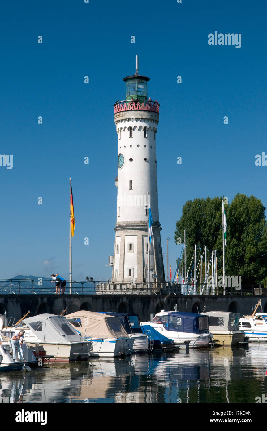 Leuchtturm im Hafen, Lindau, Bodensee, Bayern Stockfoto