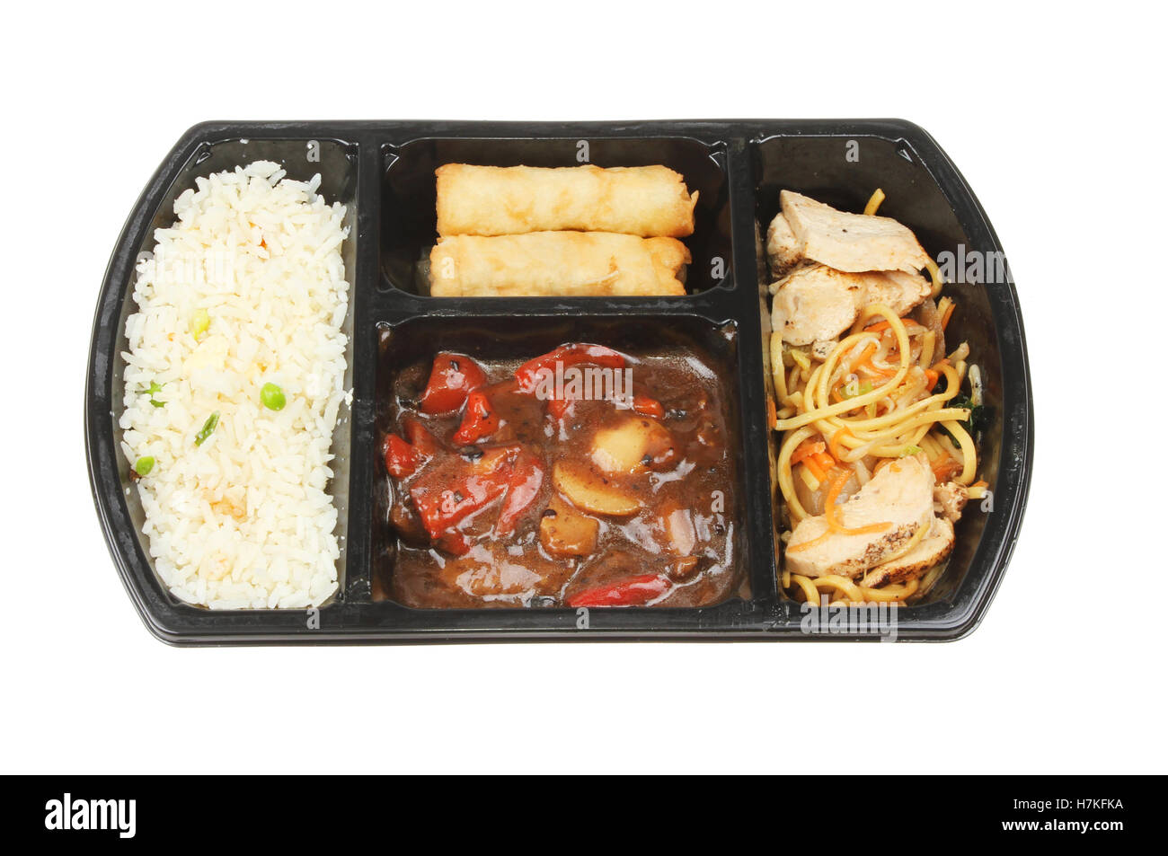 Chinesisch bereit Essen in einem Karton isoliert gegen weiße Stockfoto