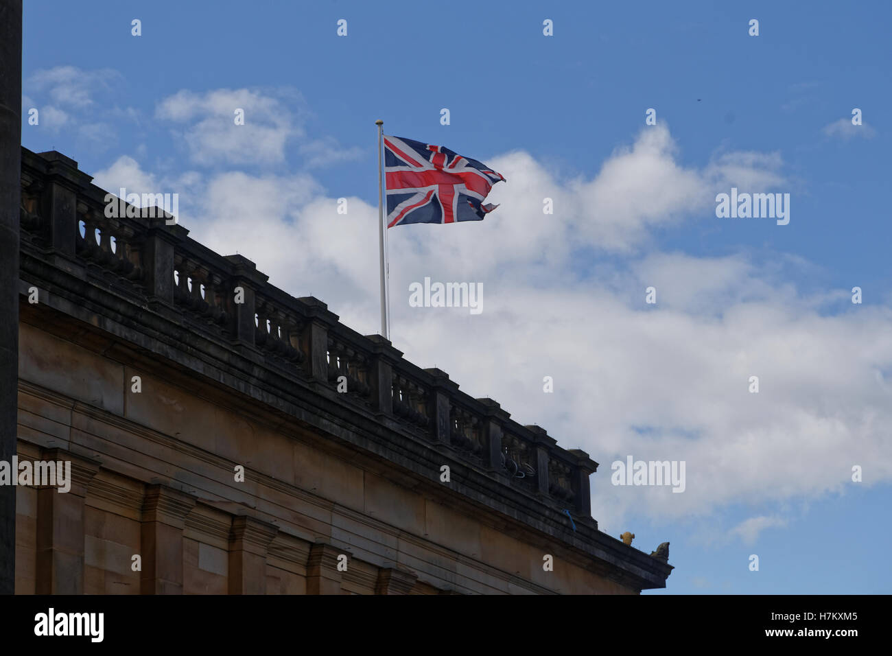 Union Jack über georgianischen Gebäude kennzeichnen Edinburgh, Scotland, UK Stockfoto
