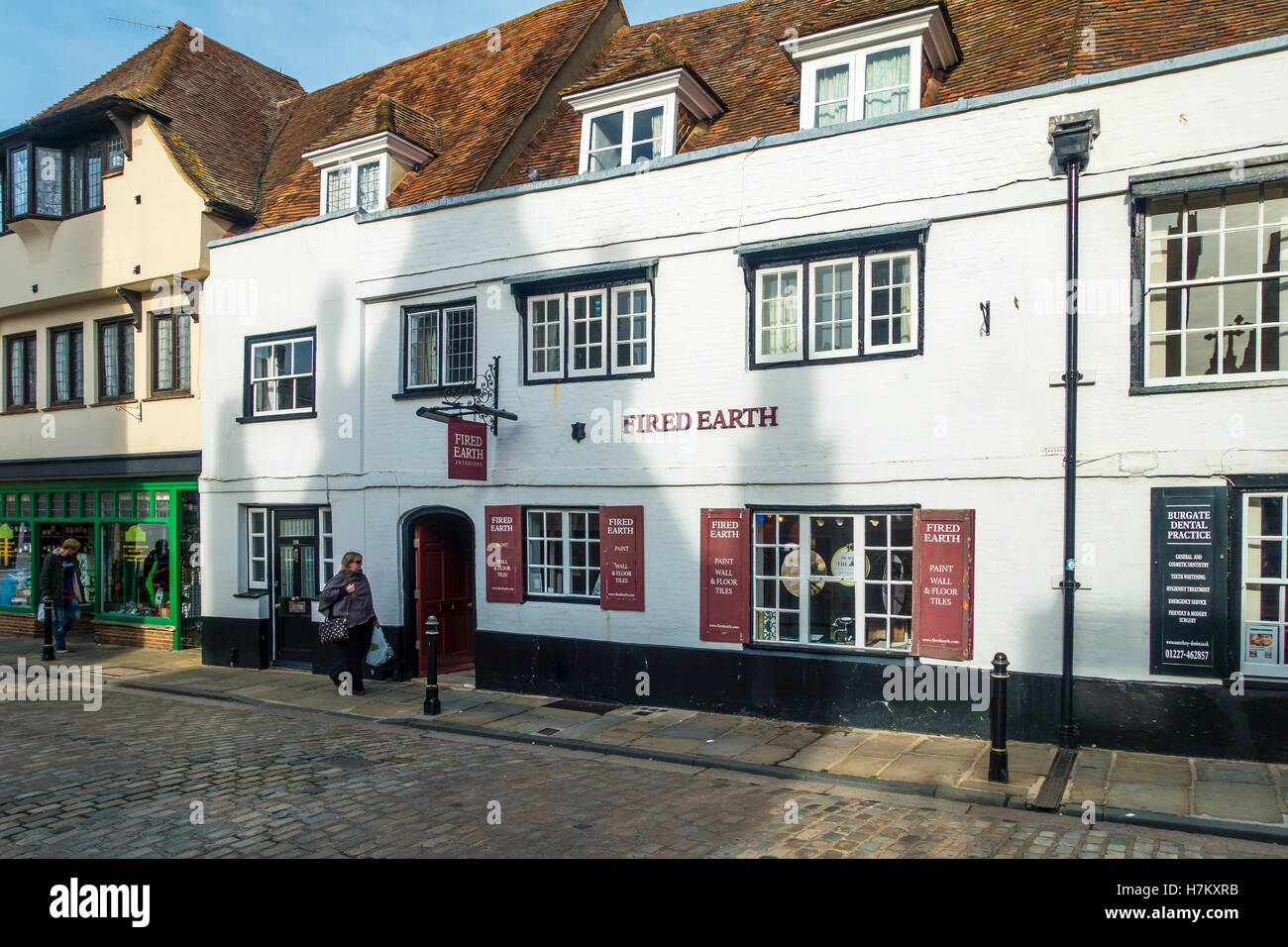 Gebrannte Erde Spezialist Farbe Wand- und Bodenfliesen Shop Lieferant Burgate Canterbury Kent Stockfoto