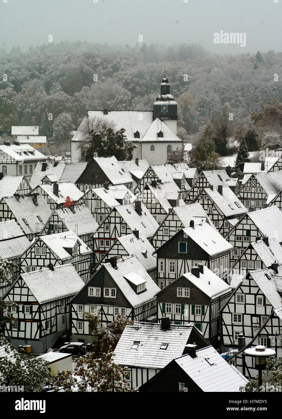Altstadt von freudenberg im schnee Fotos und Bildmaterial in hoher