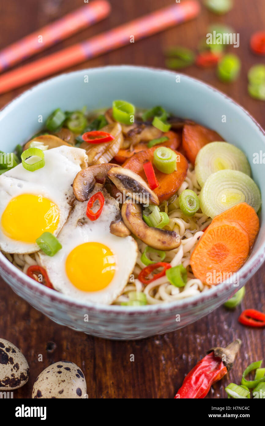 Hausgemachte vegetarische Ramen Stockfoto