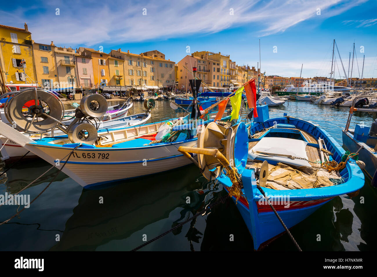 Angelboote/Fischerboote im Hafen, Marina, alten Hafen. Dorf von Saint Tropez. Departement Var, Provence-Alpes-Cote d ' Azur. Frankreich Stockfoto