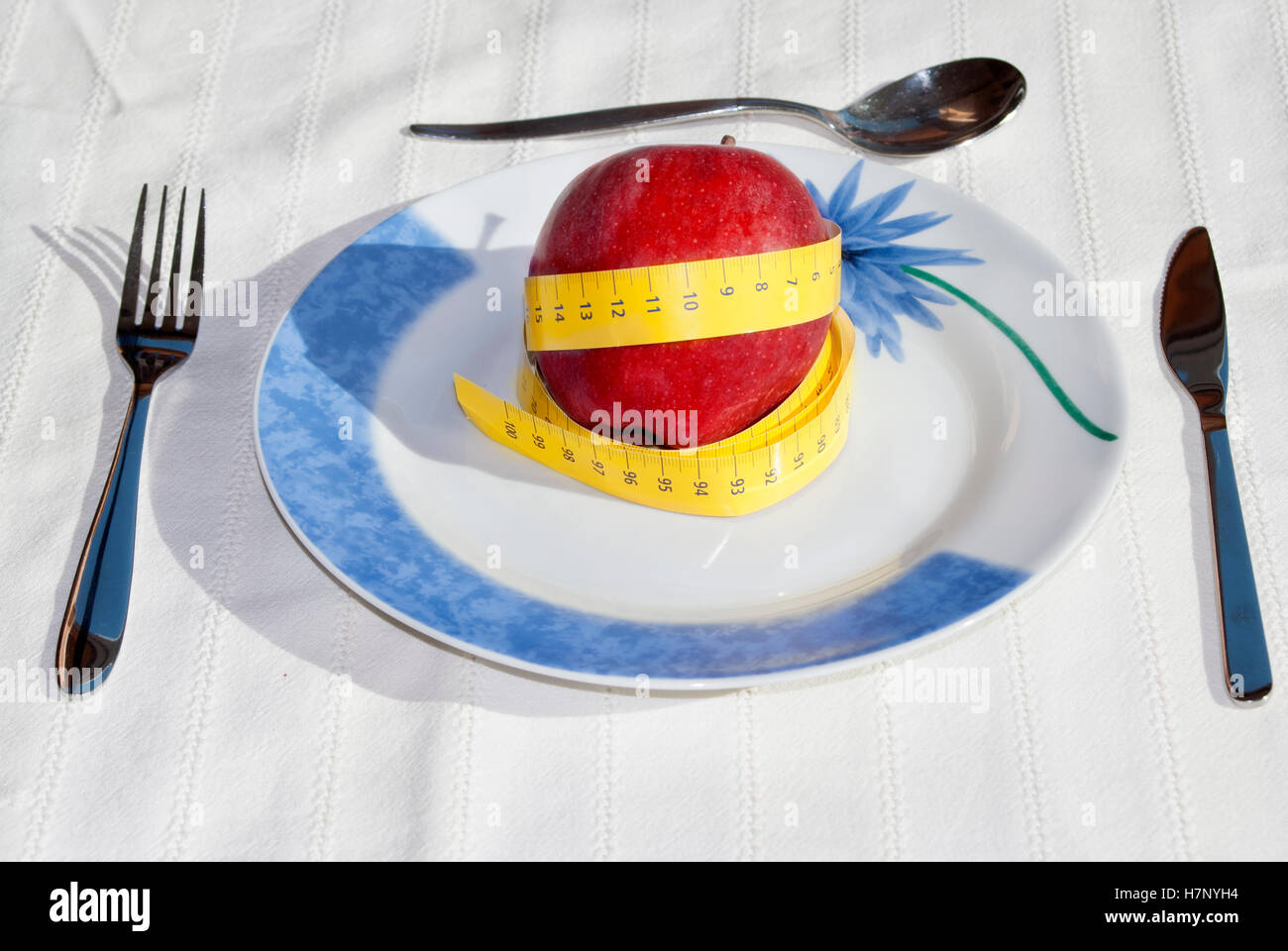 Konzept für eine gesunde Ernährung am Tisch Stockfoto