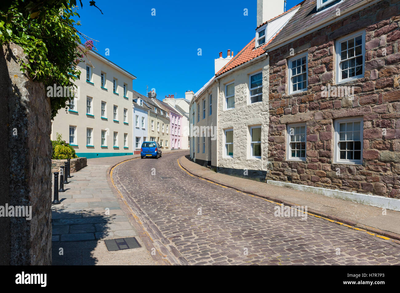 Straße im Zentrum von St. Anne Alderney Stockfoto