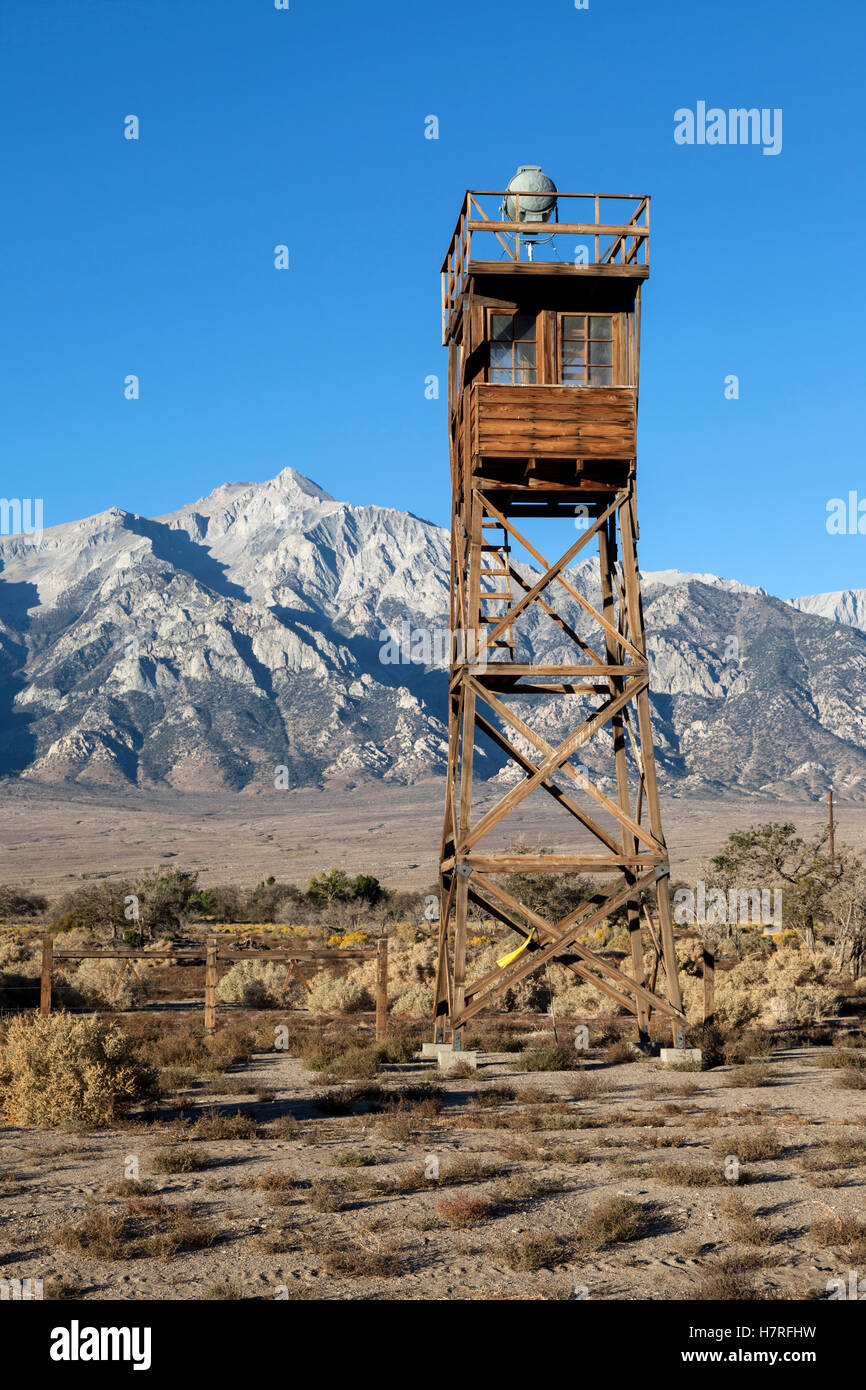 Turm Nr. 8 am Manzanar Relocation Center in der Nähe von Unabhängigkeit, Kalifornien zu schützen. Stockfoto