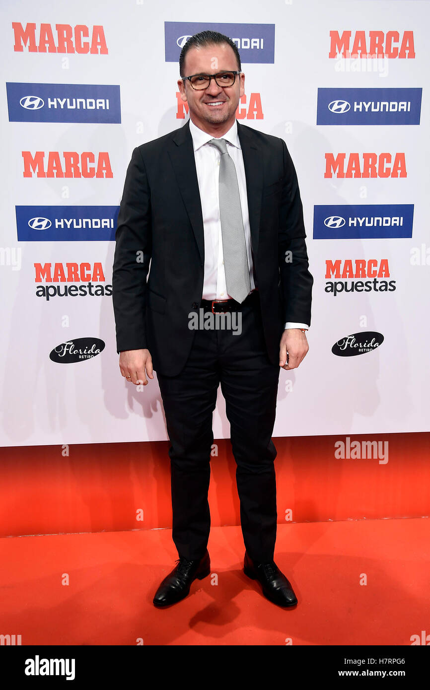 Madrid, Spanien. 7. November 2016. Ehemaliger Fußballspieler Pedja Mijatovic während Awards für den Fußball "Marca" der spanischen Liga Saison 2014-2015 in Madrid am Freitag, 4. November 2016. Bildnachweis: Gtres Información Más lokalen auf line,S.L./Alamy Live News Stockfoto