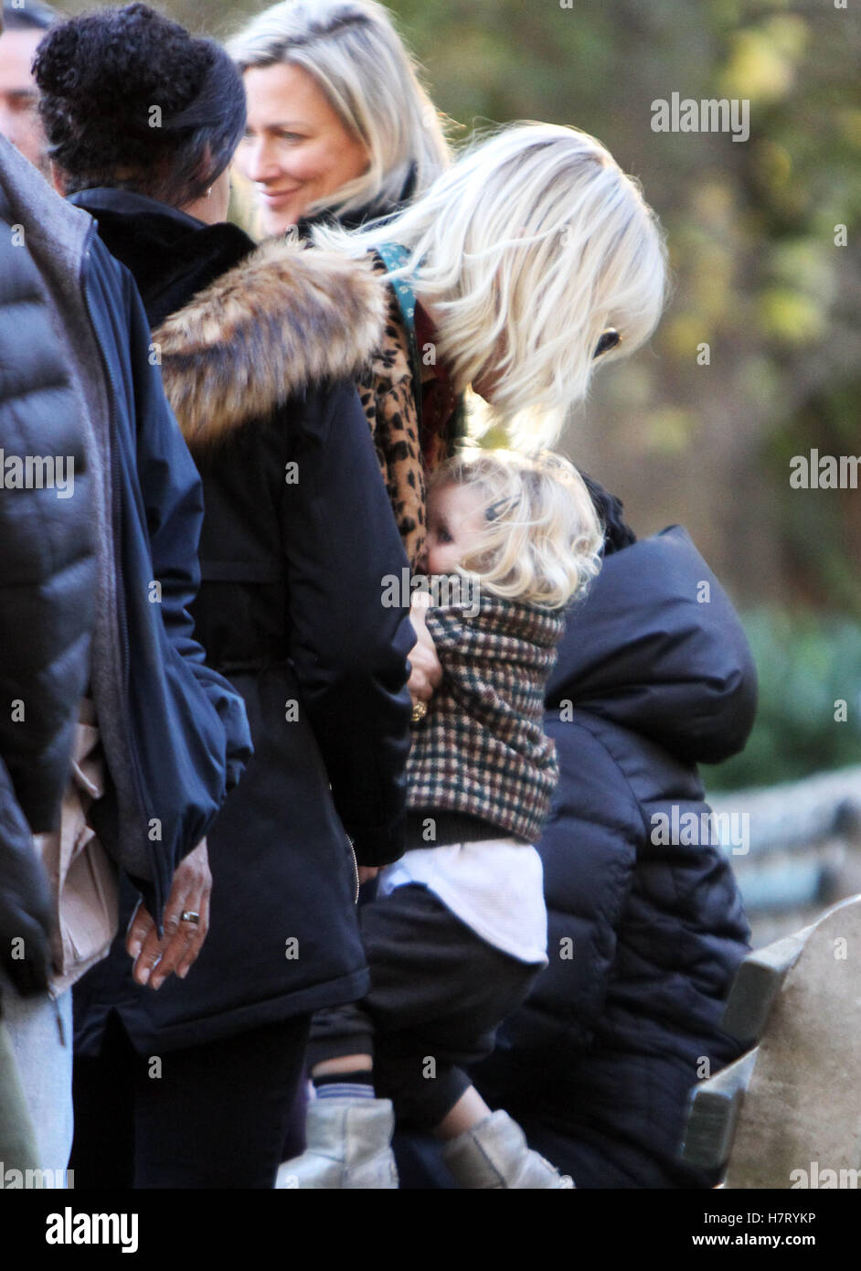 New York, NY, USA. 7. November 2016. Cate Blanchett und Tochter Edith