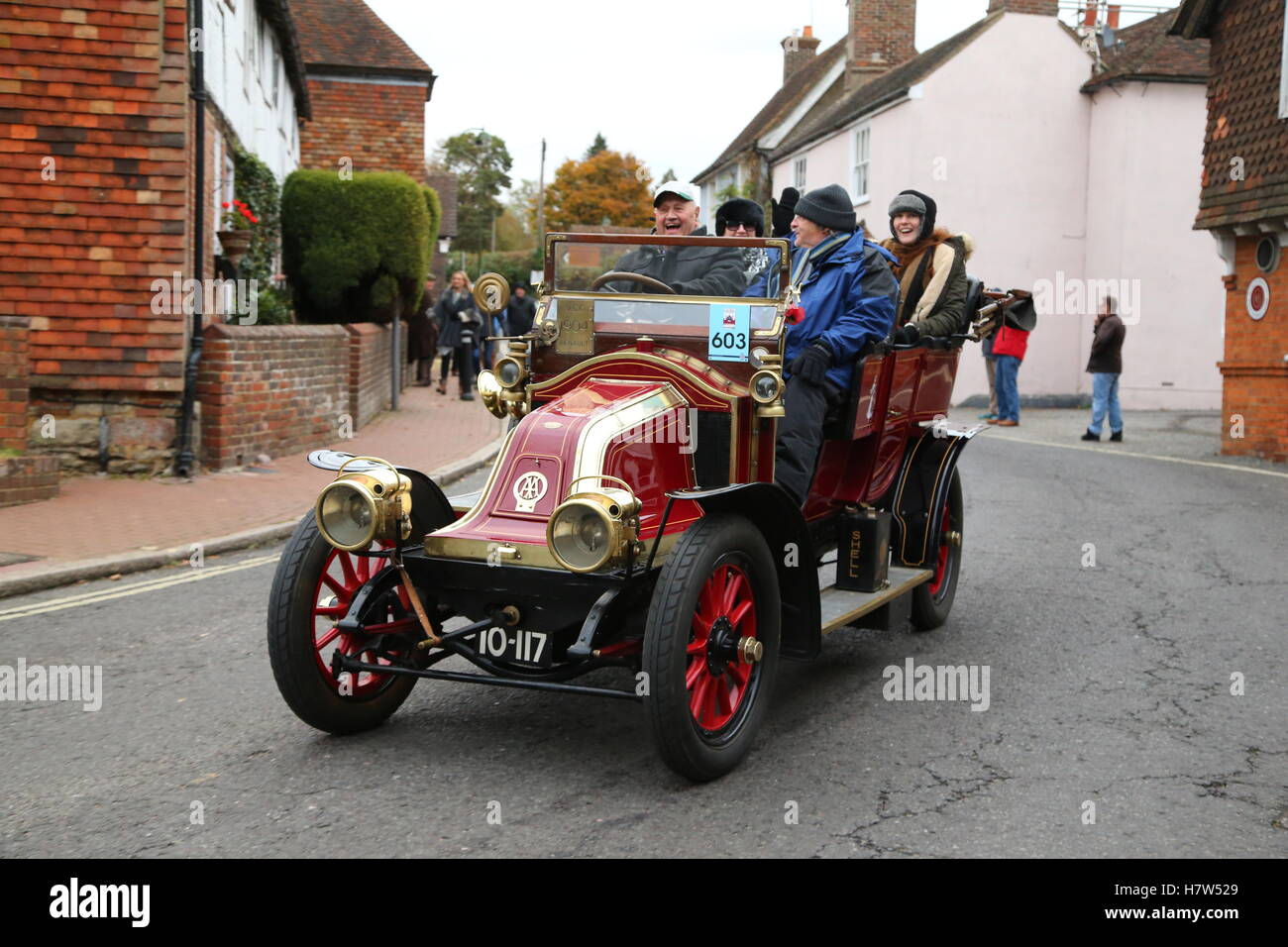 603 vcr603 Herr Derek licht Herr Derek Licht 1905 Renault Frankreich io 117 Stockfoto