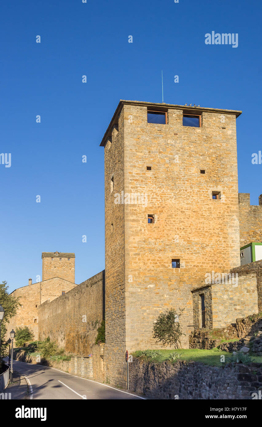 Umgebenden Mauern der Burg in Ainsa, Spanien Stockfoto