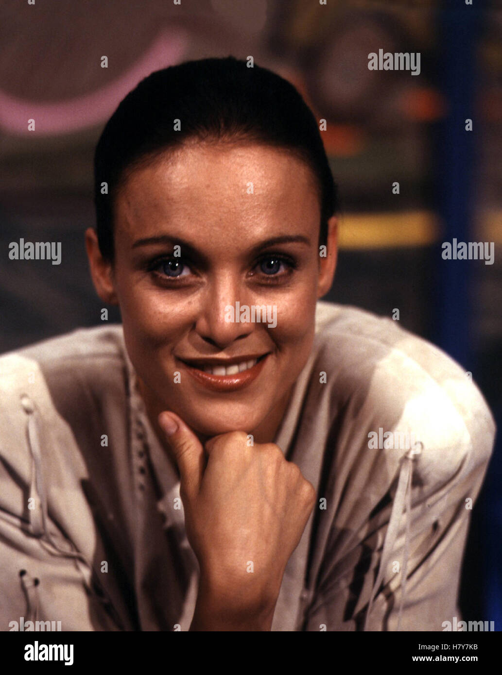 The Enchanting Art of Sonja Kirchberger: A Journey into Beauty and Expression