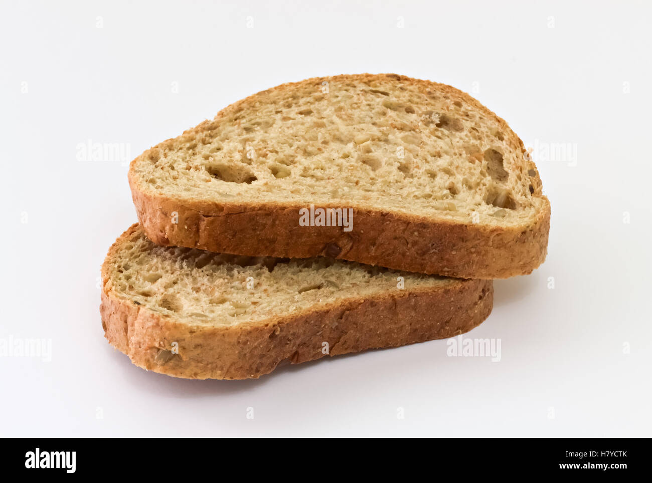 Nahaufnahme von zwei Stück Brot auf hellem Hintergrund Stockfoto