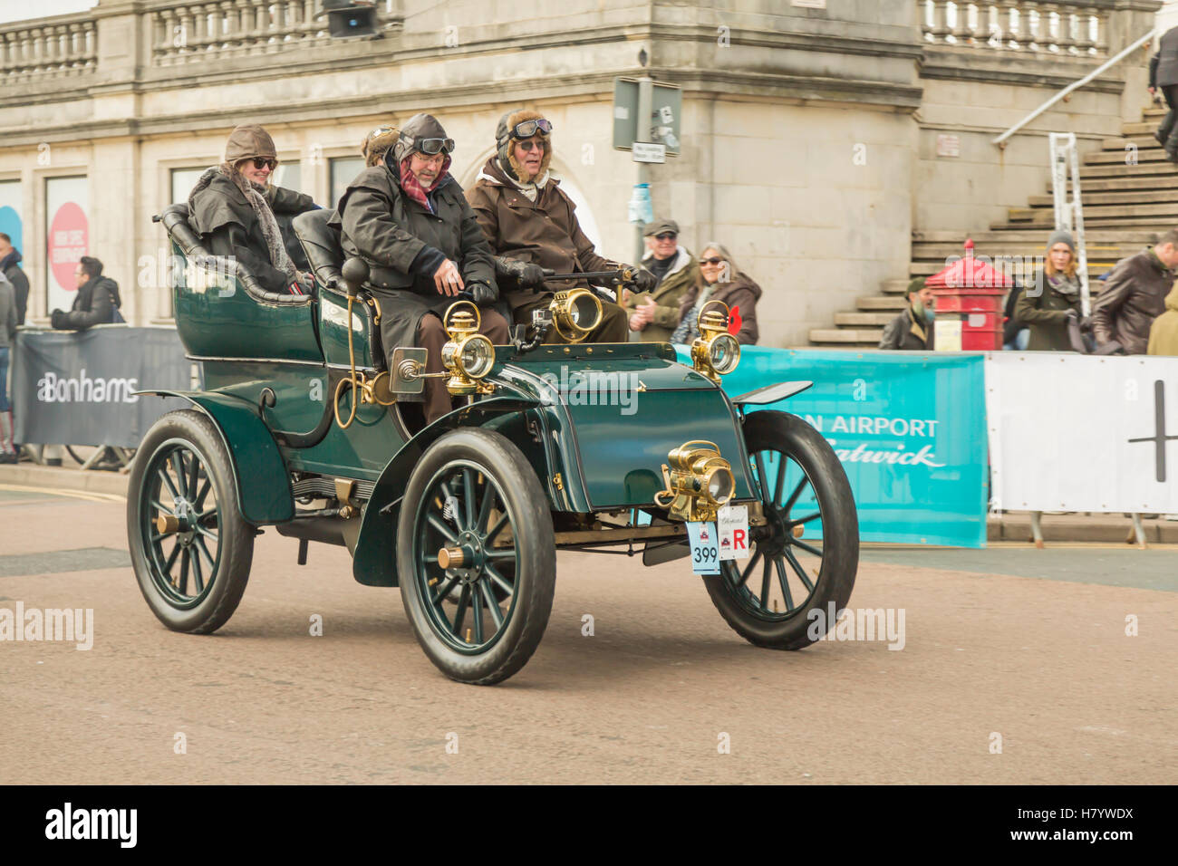 Bonhams London nach Brighton Oldtimer-Rallye Stockfoto