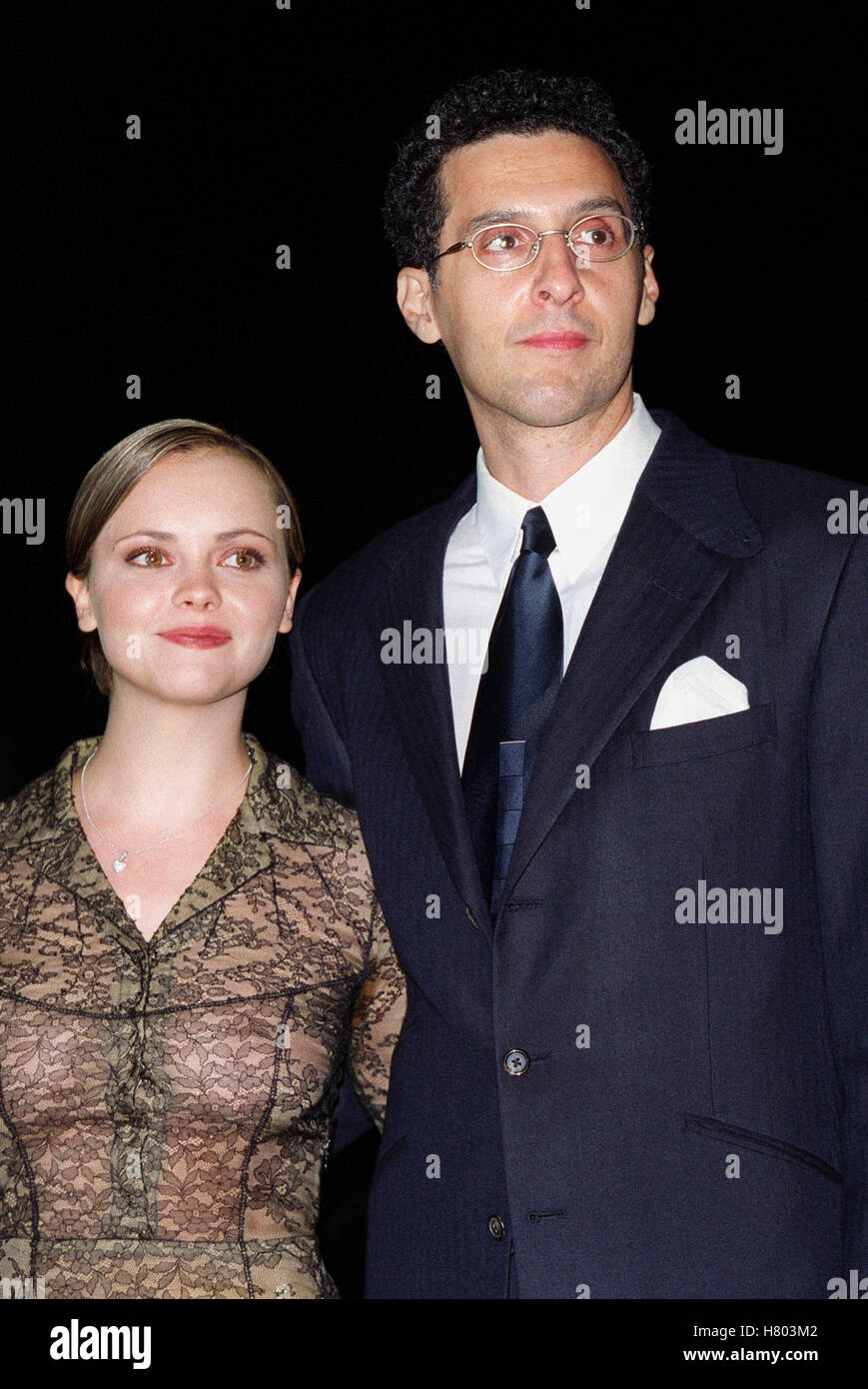 CHRISTINA RICCI JOHN TURTURRO "Mann rief, die" FILM PREMIERE FILM FESTIVAL Venedig Italien 3. September 2000 Stockfoto