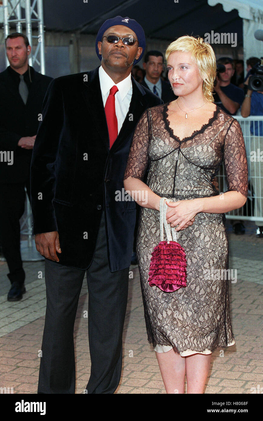 SAMUEL L. JACKSON TONI COLLETTE DEAUVILLE FILM FESTIVAL DEAUVILLE Frankreich 9. September 2000 Stockfoto