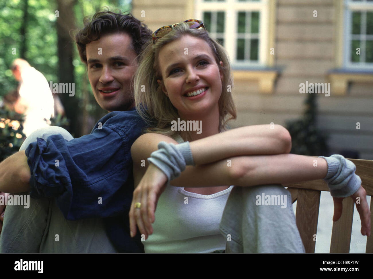 DIE UNZERTRENNLICHEN, Familienserie D 1996 / 97 - Pilotfilm + 13 Folgen, Regie: Bernhard Stephan, TIMOTHY PEACH, KATHARINA BÖHM Stockfoto