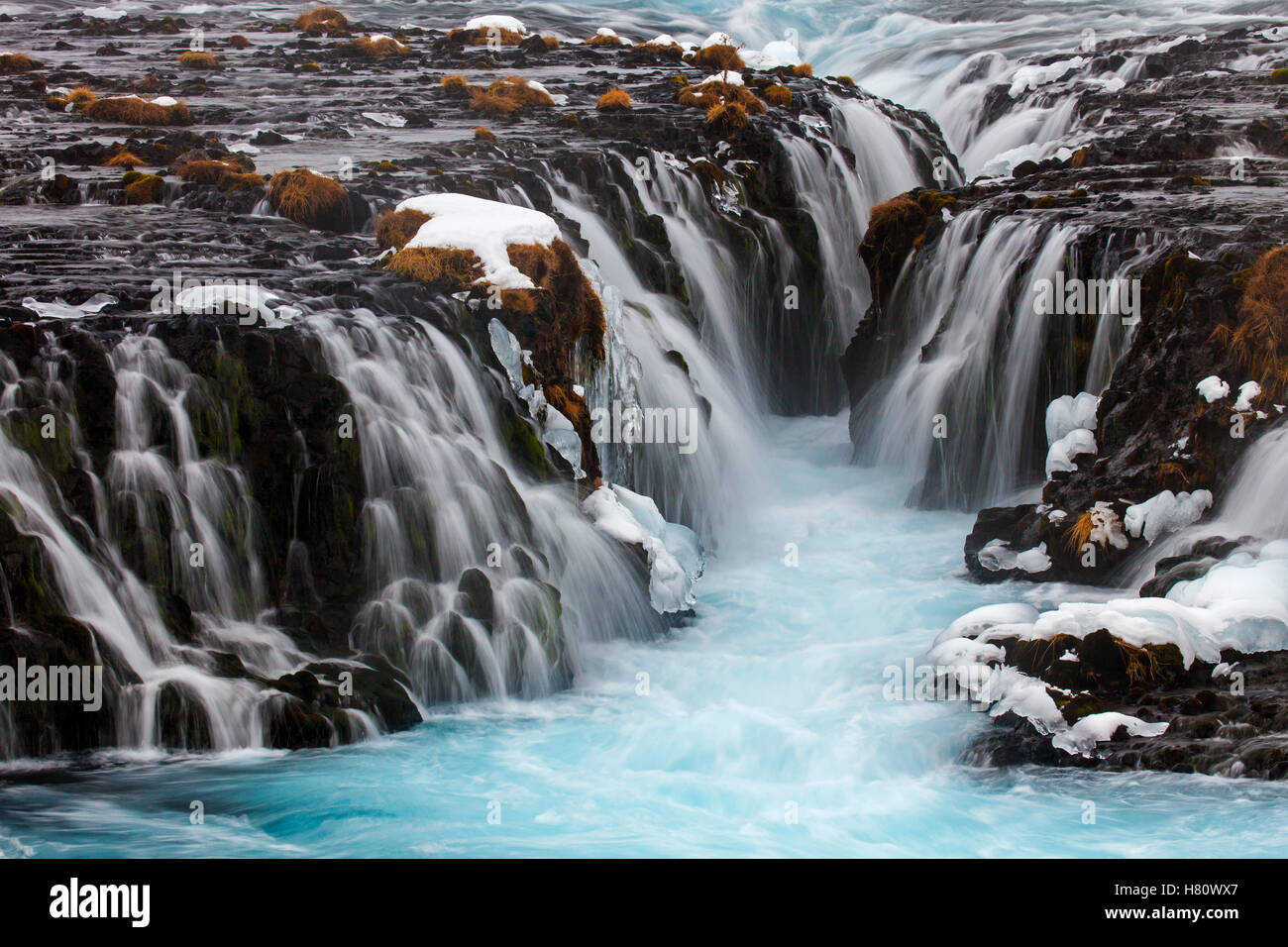 Bruarfoss-Wasserfall am Fluss Bruara im Winter, Island Stockfoto