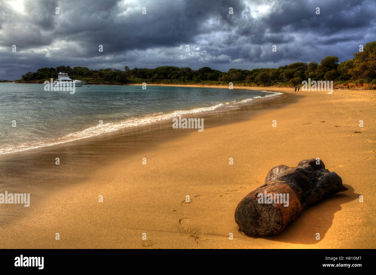 Jibbon Head, Bundeena, Sydney NSW Australien mit goldenem Sand an einem stürmischen Tag Stockfoto