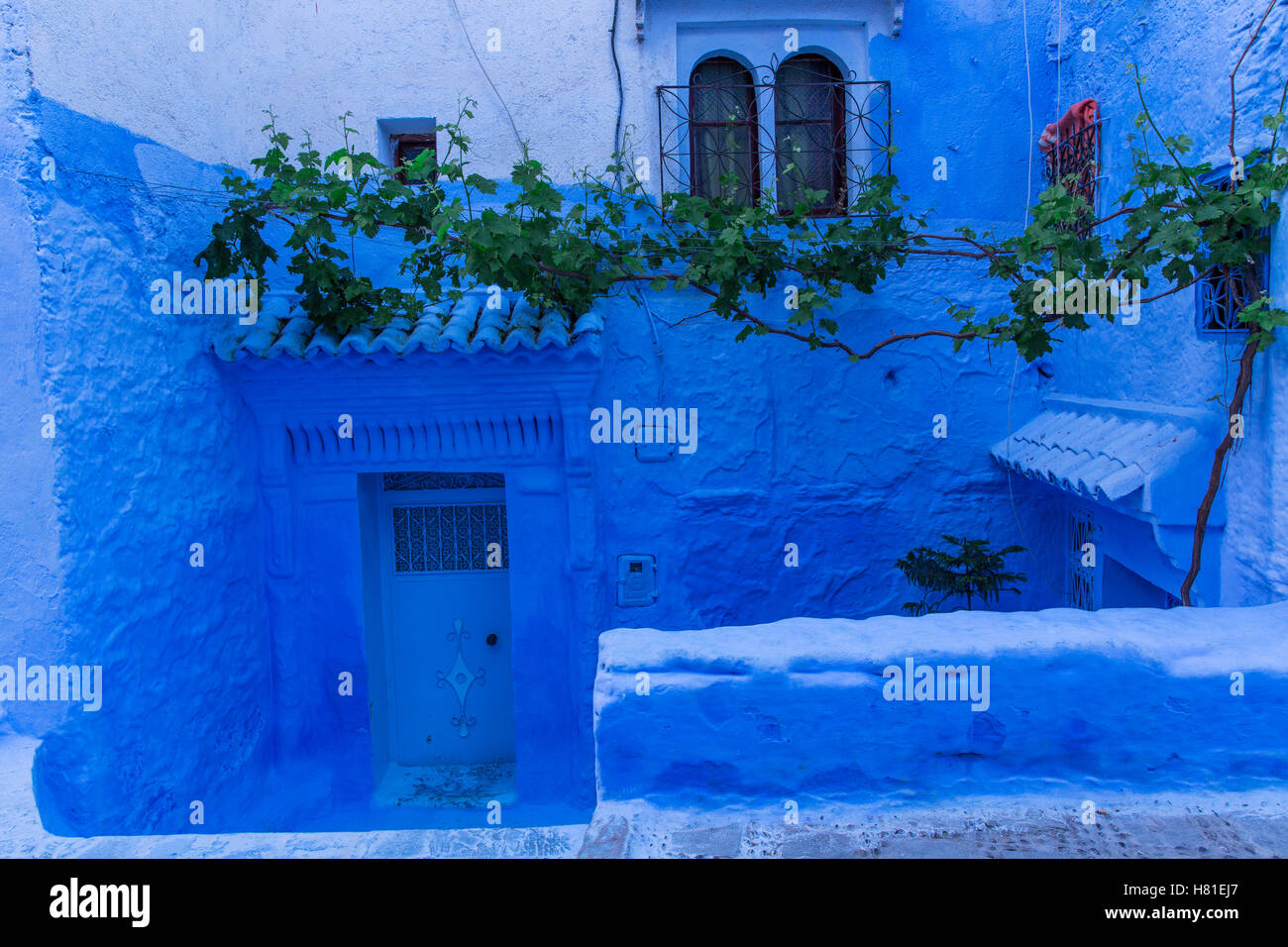 Marokko, Chefchaouen, Architektur der Gebäude ist indigo Ess- Stockfoto
