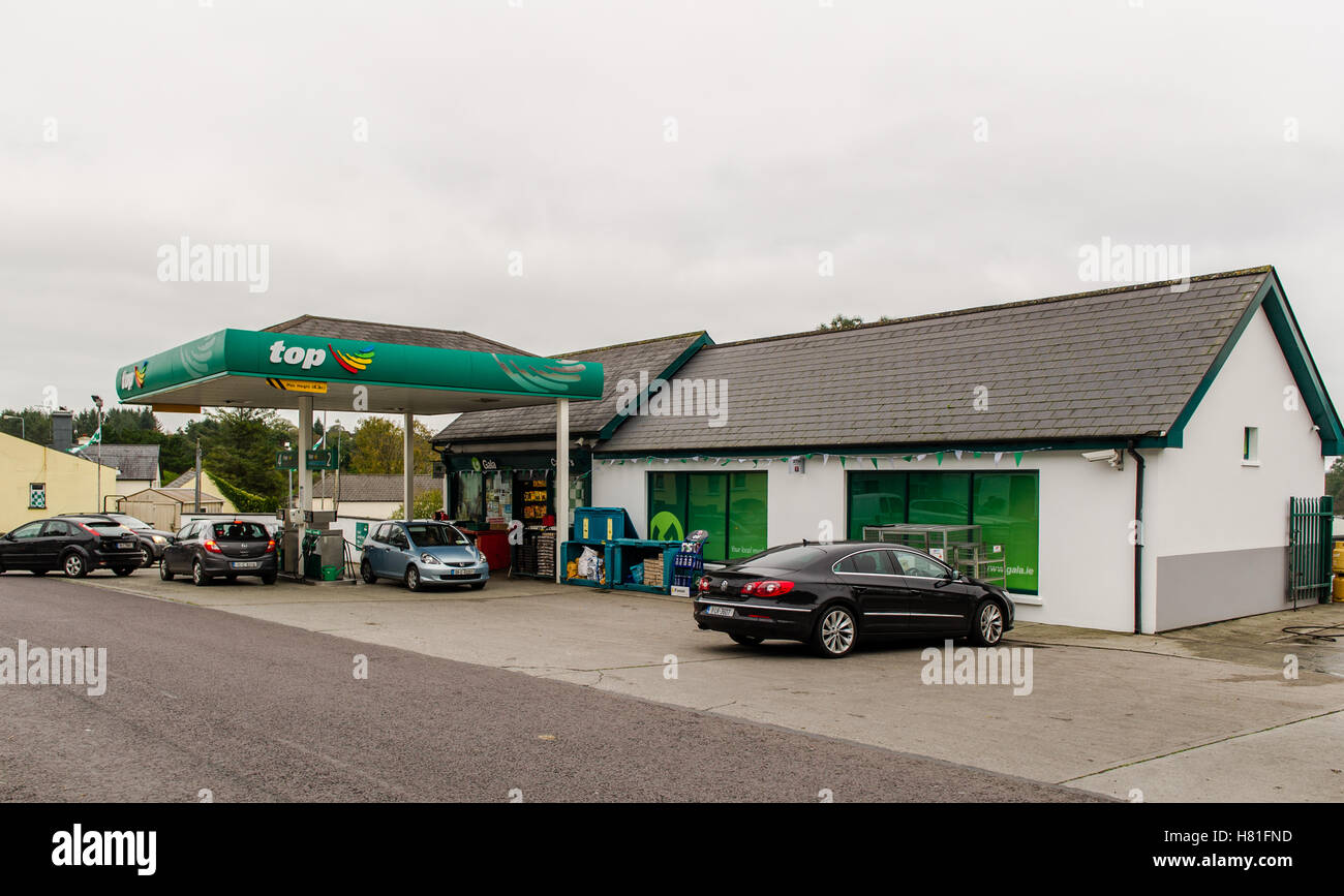 Camiers-Tankstelle in Ballydehob, West Cork, Irland. Stockfoto