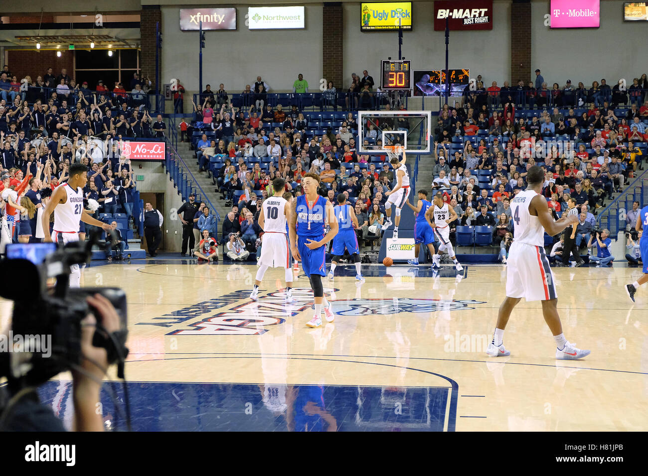 Gonzaga Vs West Georgia Wölfe - Freitag, 11. November: Utah Valley Wolverines bei Gonzaga Bulldogs Statiduim - BULLDOGS 122 Wölfe 76 Stockfoto