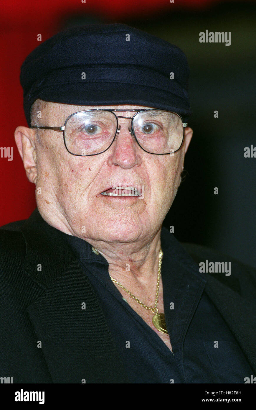 ROD STEIGER BERLIN FILM FESTIVAL 2001 POTSDAMER PLATZ BERLIN Deutschland 09 Februar 2001 Stockfoto