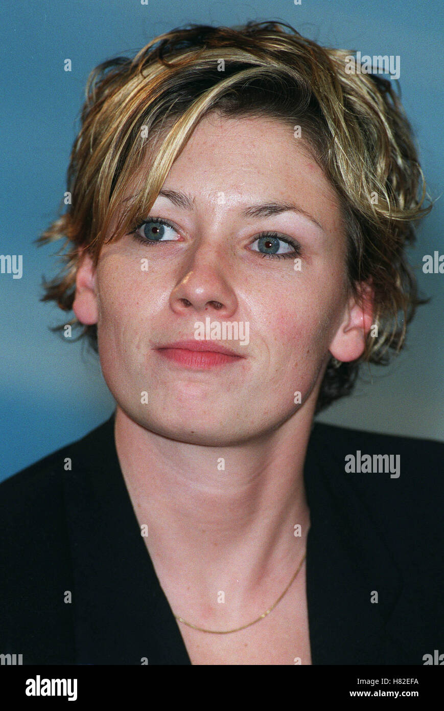 KATE ASHFIELD BERLIN FILM FESTIVAL 2001 POTSDAMER PLATZ BERLIN Deutschland 12. Februar 2001 Stockfoto