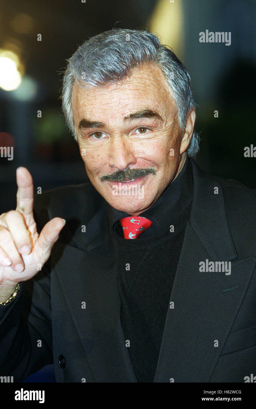 BURT REYNOLDS DEAUVILLE FILM FESTIVAL 2001 DEAUVILLE Frankreich 08 September 2001 Stockfoto