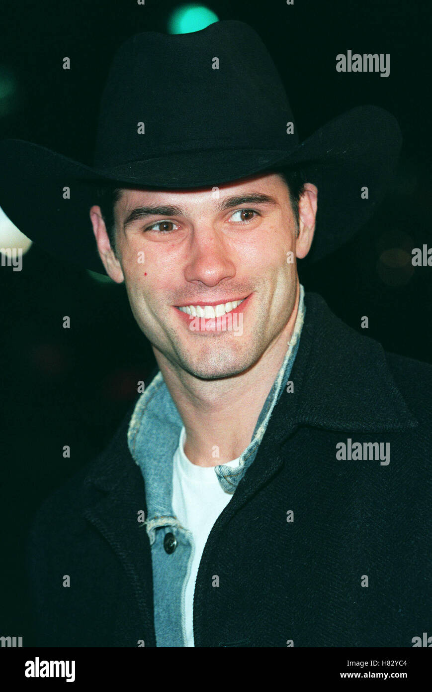 AUSTIN PECK "Schwarzer Ritter" LA FILM PREMIER LA USA 15. November 2001 Stockfoto