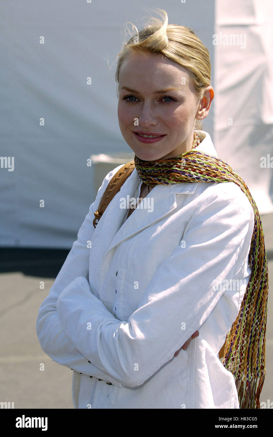 NAOMI WATTS 17. INDEPENDENT SPIRIT AWARDS SANTA MONICA BEACH LOS ANGELES USA 23. März 2002 Stockfoto