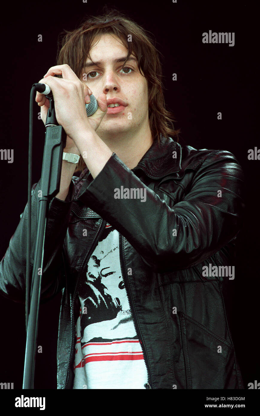 JULIAN CASABLANCAS T im PARK 2001 KINROSS Schottland 07 Juli 2001 Stockfoto