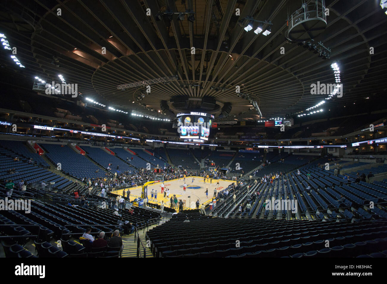 Oktober 29, 2010; Oakland, Ca, USA; allgemeine Ansicht der Oracle Arena vor dem Spiel zwischen den Golden State Warriors und die Los Angeles Clippers. Stockfoto