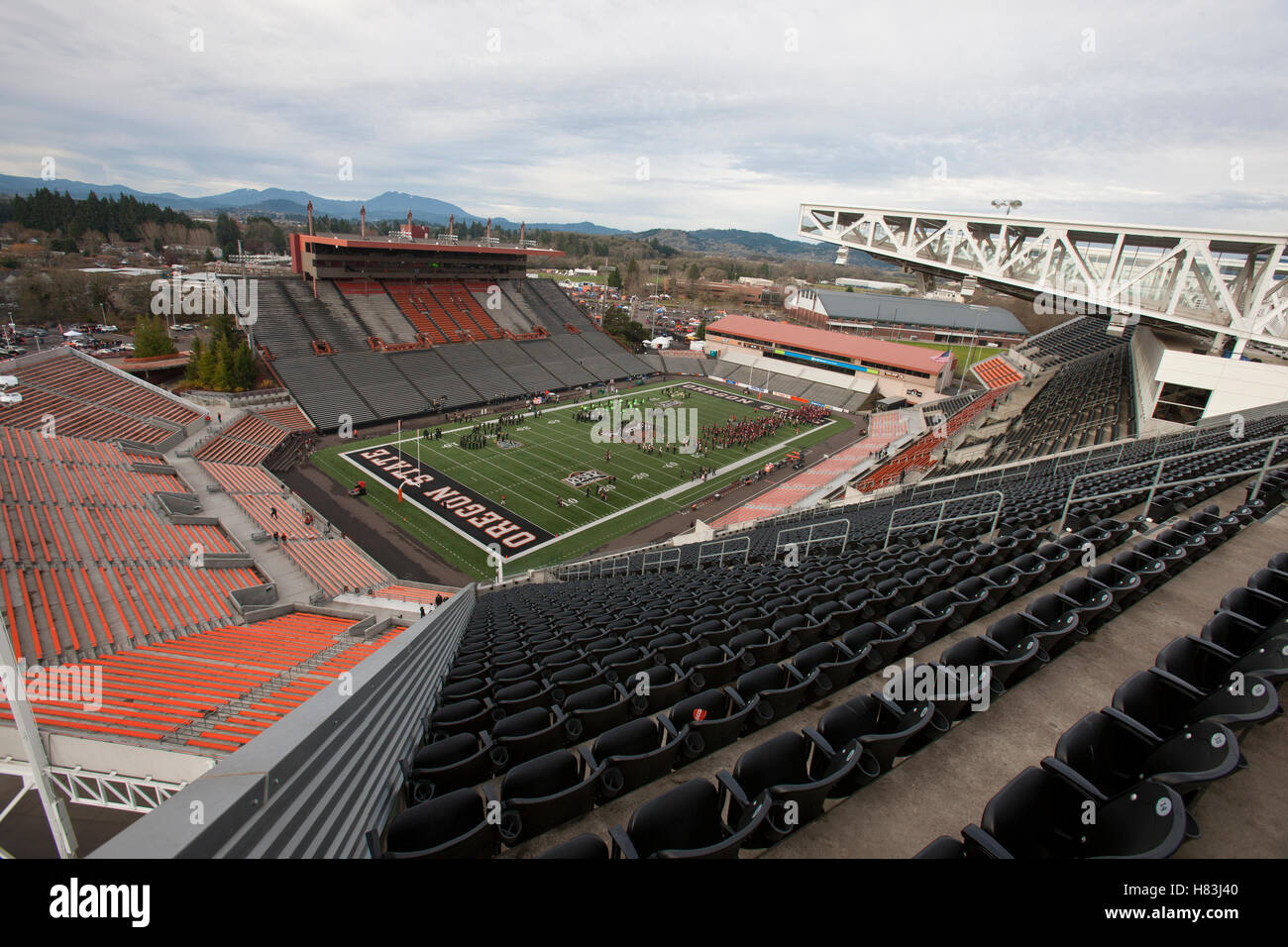 Dezember 2010; Corvallis, OR, USA; allgemeiner Blick auf das Reser Stadium vor dem Spiel zwischen den Oregon State Beavers und den Oregon Ducks. Stockfoto