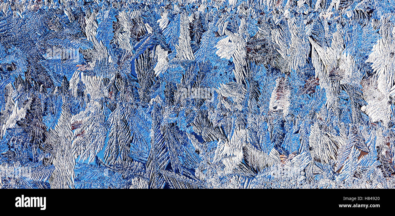 schöne natürliche frostigen Muster auf Winter-Fenster Stockfoto