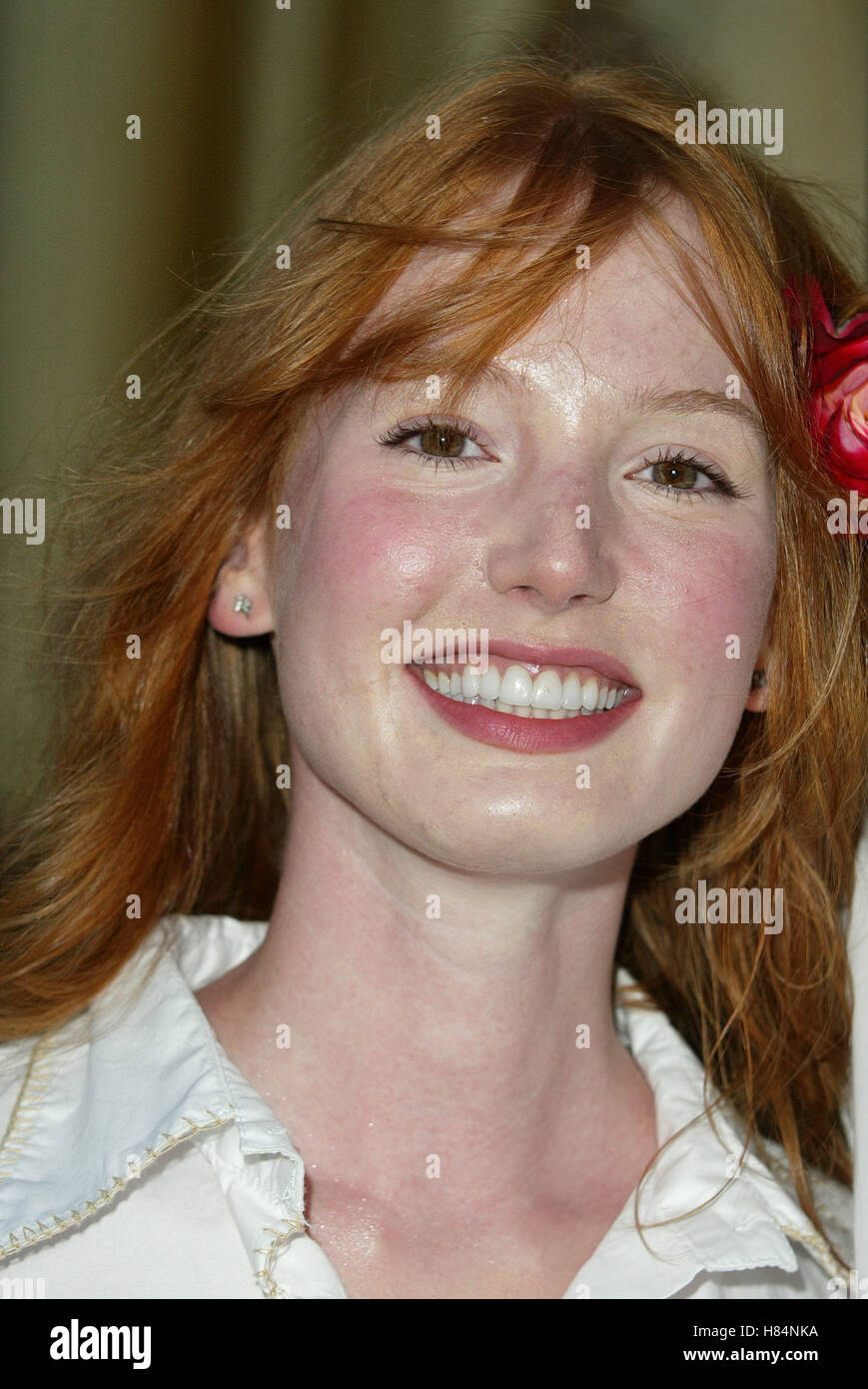 ALICIA WITT AUSTIN POWERS IN GOLDSTÄNDER PREMIERE UNIVERSAL Amphitheater UNIVERSAL CITY LA USA 22. Juli 2002 Stockfoto
