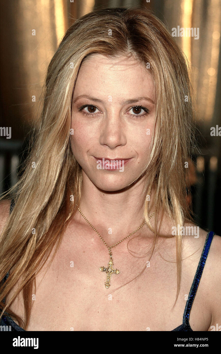 MIRA SORVINO AUSTIN POWERS IN GOLDSTÄNDER PREMIERE UNIVERSAL Amphitheater UNIVERSAL CITY LA USA 22. Juli 2002 Stockfoto