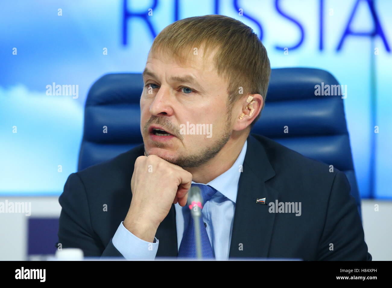 Moskau, Russland. 9. November 2016. Alexander Kalinin, Präsident der