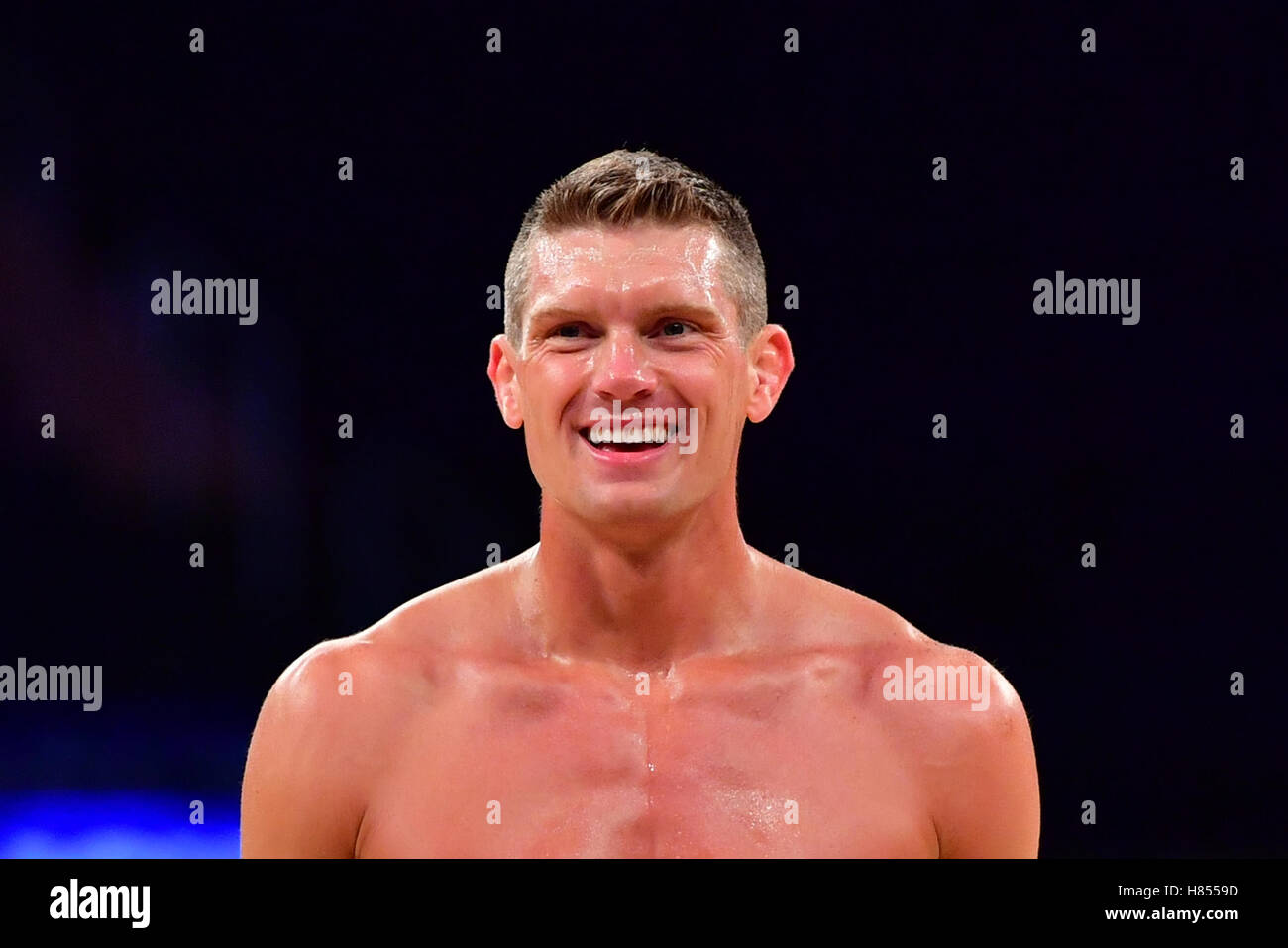 New York, NY, USA. 09 NOVEMBER 2016. Stephen Thompson hält ein offenes Training UFC 205 für die Fans und Medien im Madison Square Garden. Bildnachweis: Jason Silva / Alamy Live News Stockfoto