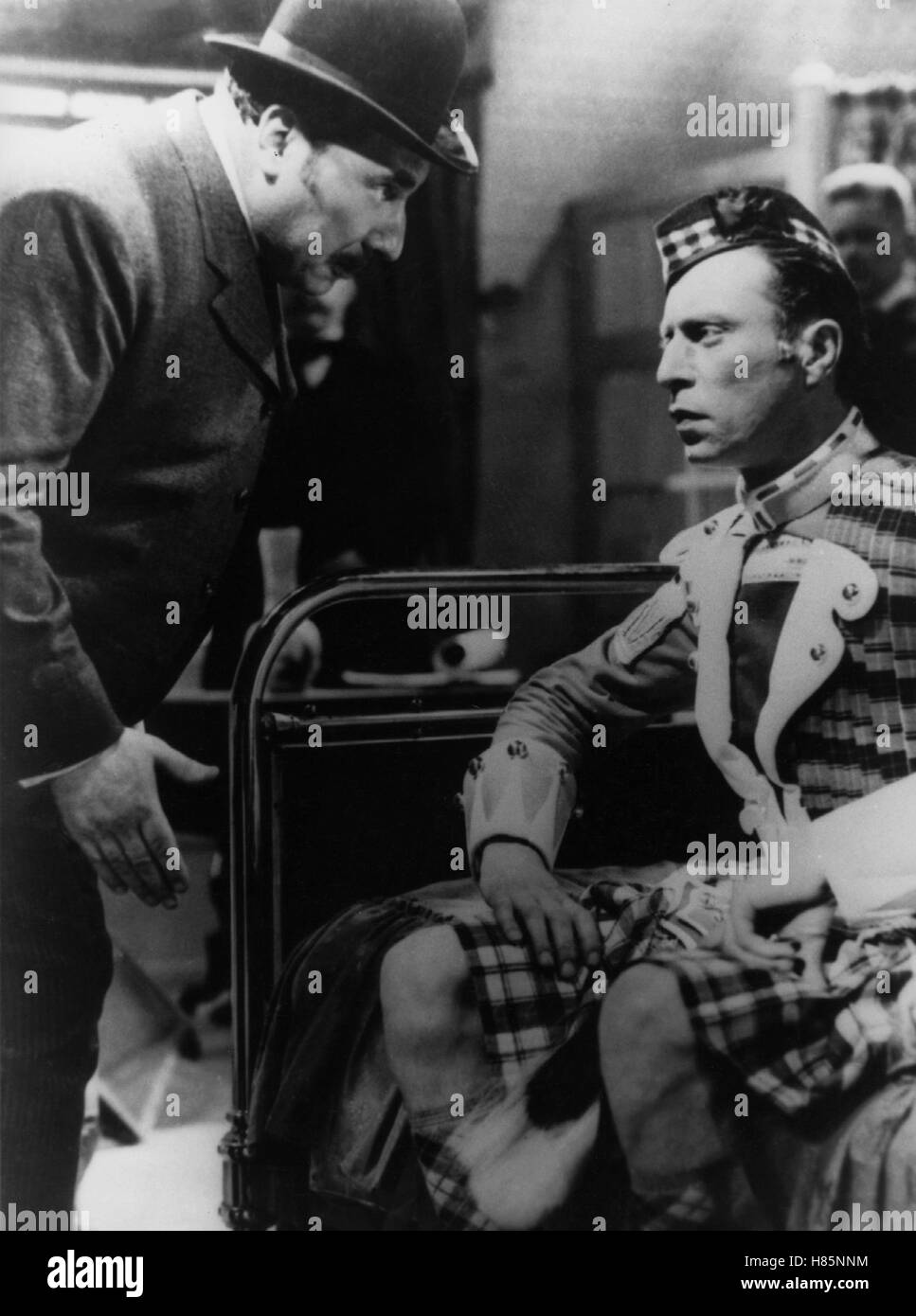 Ein Sonderbarer Fall, (DROLE DE DRAME) F 1937 s/w, Regie: Marcel Carne, PIERRE ALCOVER, LOUIS JOUVET, Stichwort: Klassiker Stockfoto