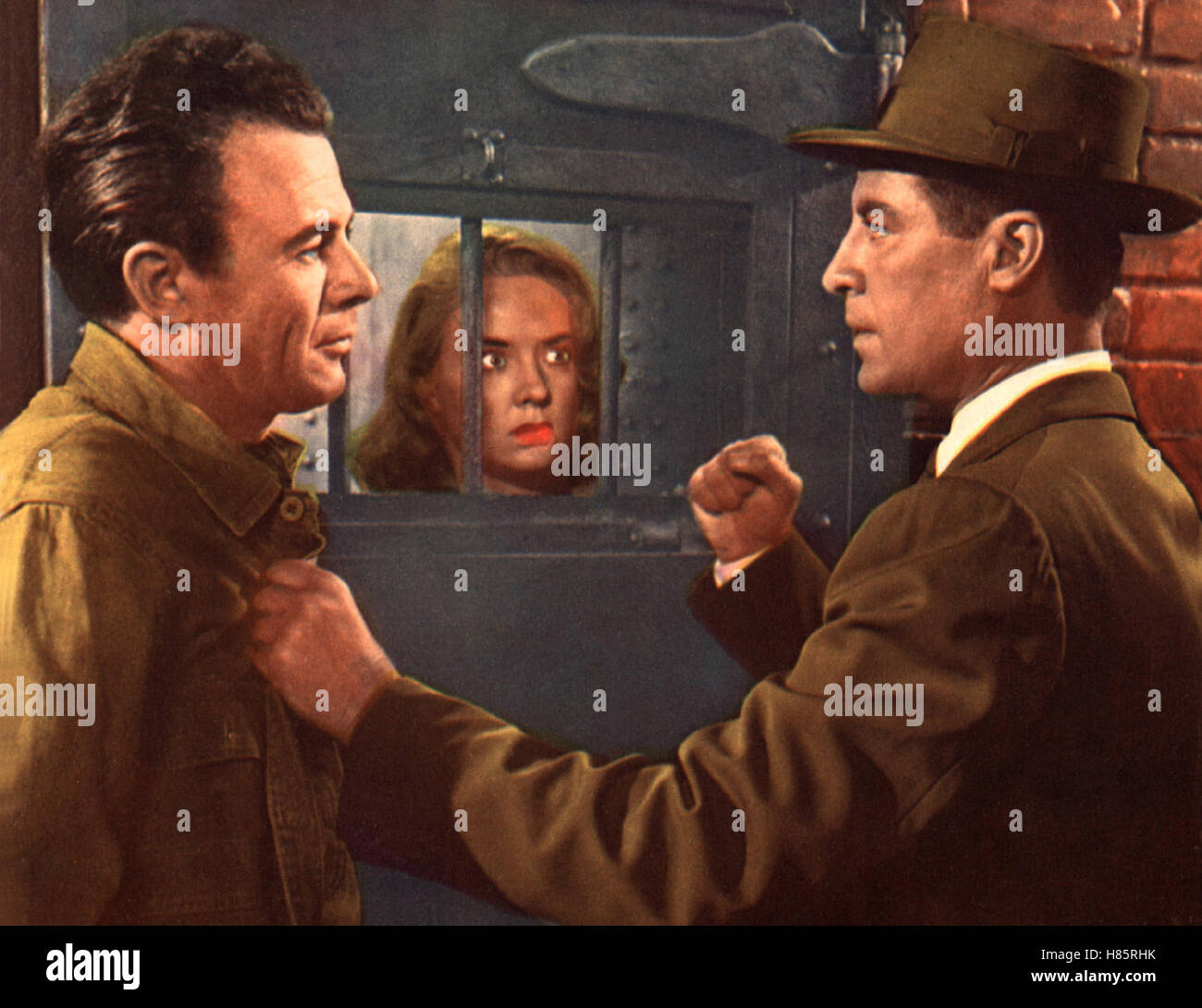 Verkauft Und Verraten, (THE SELLOUT) USA 1951, Regie: Gerald Mayer, THOMAS GOMEZ, AUDREY TOTTER, JOHN HODIAK, Stichwort: Gefängnis, Faust, Attacke Stockfoto Verkauft Und Verraten, (THE SELLOUT) USA 1951, Regie: Gerald Mayer, THOMAS GOMEZ, AUDREY TOTTER, JOHN HODIAK, Stichwort: Gefängnis, Faust, Attacke Stockfoto